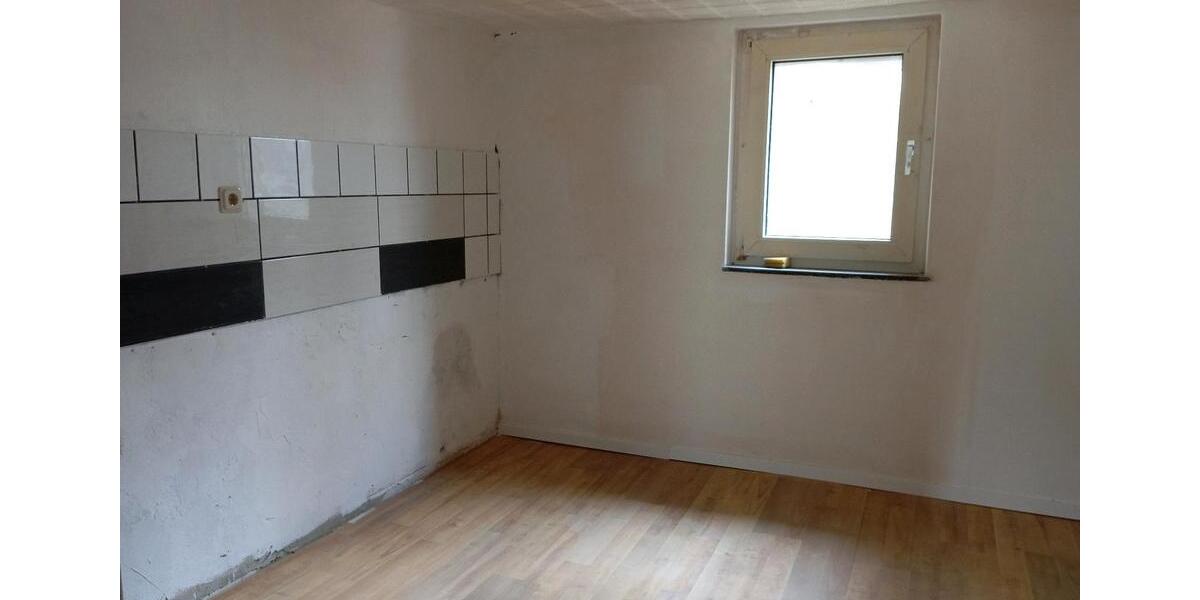 Einfamilienhaus Wegberg - 5 Zimmer, 120 m&sup2;, 130.000&euro; | Angebot:27071859