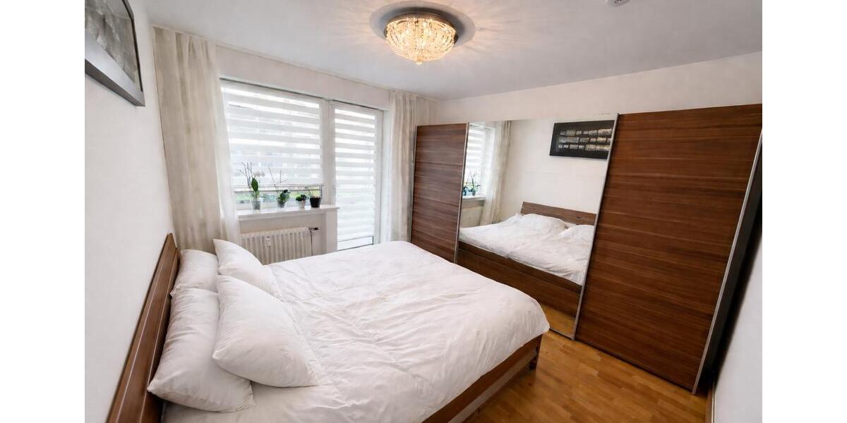 Etagenwohnung Düsseldorf Stadtbezirk 7 - 3 Zimmer, 80 m&sup2;, 1.800&euro; | Angebot:26680693