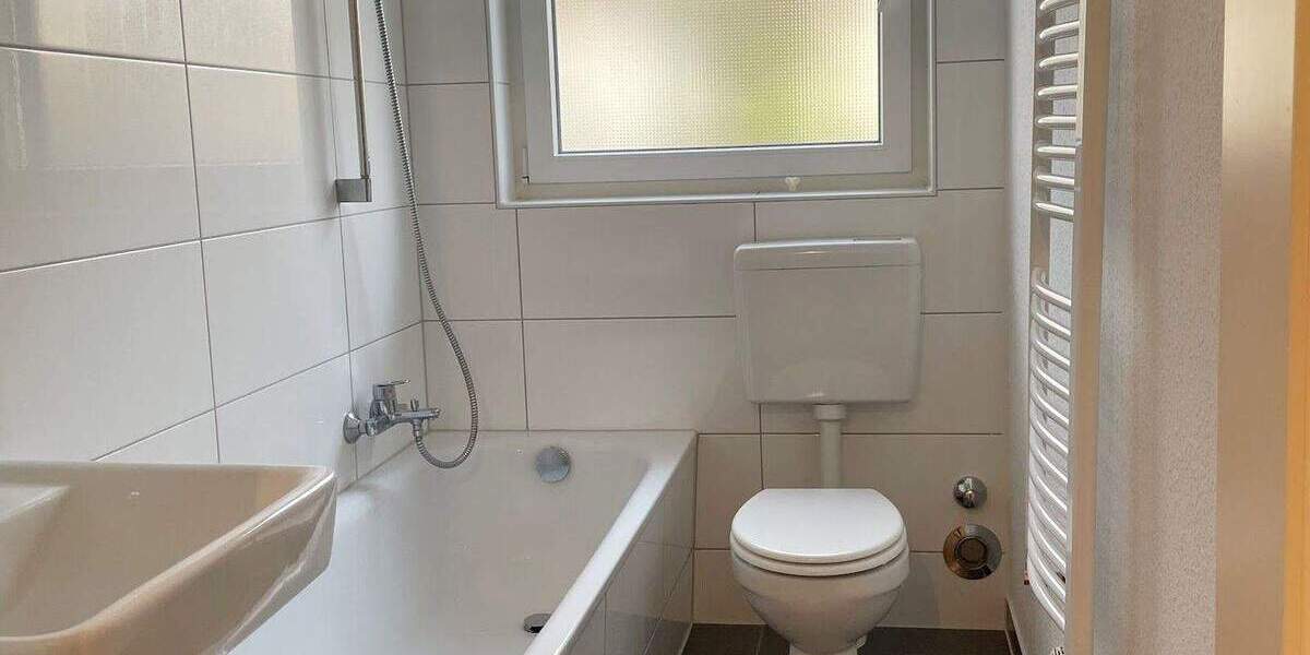 Etagenwohnung Mönchengladbach Schrievers - 3 Zimmer, 72 m&sup2;, 640&euro; | Angebot:25728208