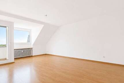 Wohnung Düsseldorf Stadtbezirk 8 - 4 Zimmer, 86 m&sup2;, 1.200&euro; | Angebot:27104472