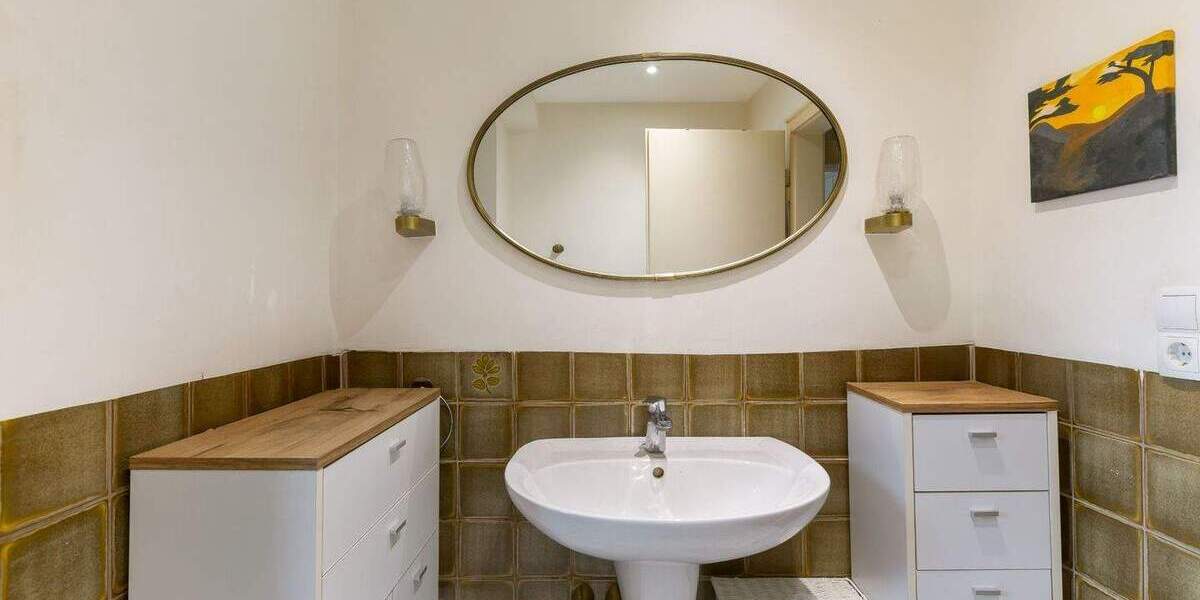 Reihenmittelhaus Korschenbroich - 7 Zimmer, 189 m&sup2;, 499.000&euro; | Angebot:25686404