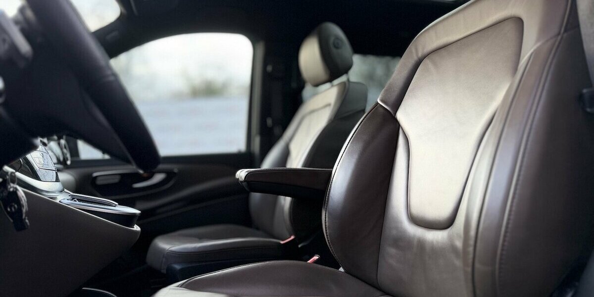 Mercedes-Benz V 300 d lang /4matic/ AMG / 8 Sitze/Pano/ El.tür 55.000 km 59.900 &euro; Mönchengladbach 41066