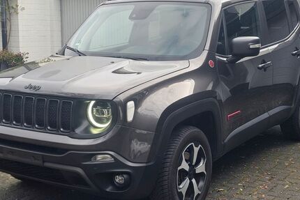Jeep Renegade 146.700 km 14.900 &euro; Ratingen 40883
