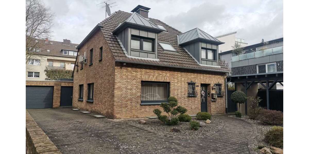 Einfamilienhaus Mönchengladbach Süd - 7 Zimmer, 151 m&sup2;, 475.000&euro; | Angebot:25398099