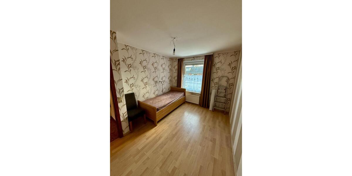 Reihenhaus Mönchengladbach Nord - 5.5 Zimmer, 110 m&sup2;, 350.000&euro; | Angebot:25396506