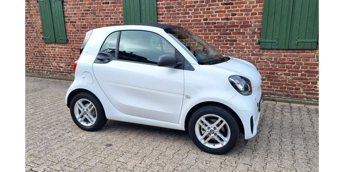 Smart ForTwo 19.900 km 10.750 &euro; Mönchengladbach Bökelberg 41063