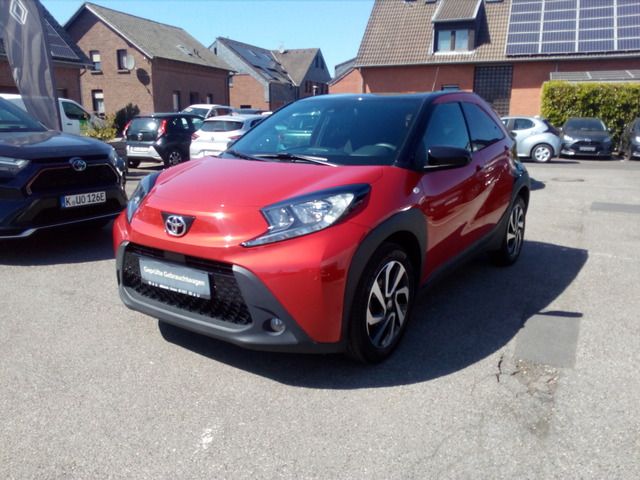 Toyota Aygo (X) 49.100 km 12.980 &euro; Viersen 41748