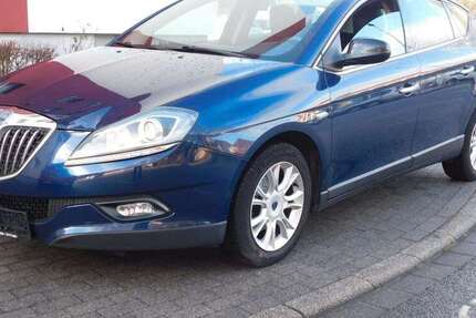 Lancia Delta 198.560 km 2.499 &euro; Mülheim an der Ruhr 45473