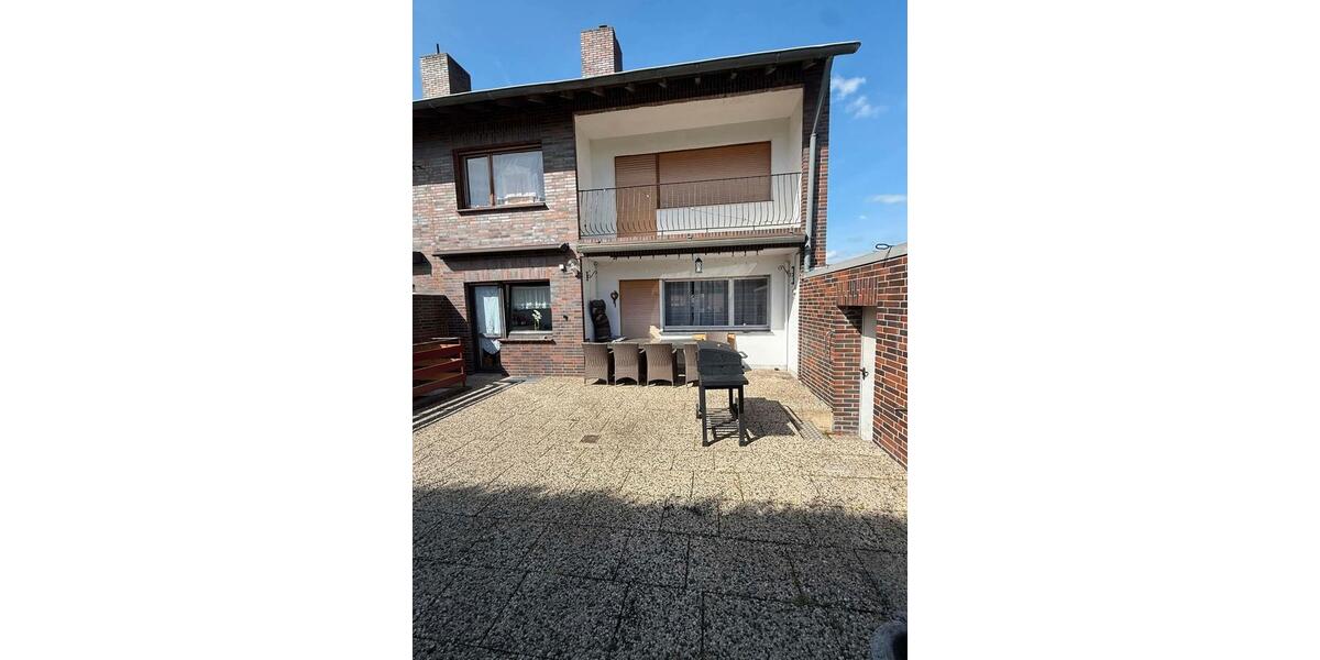 Doppelhaushälfte Bedburg - 3 Zimmer, 95 m&sup2;, 425.000&euro; | Angebot:26052106