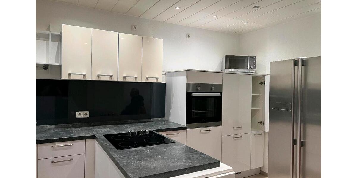 Erdgeschoßwohnung Mönchengladbach Nord - 3 Zimmer, 98 m&sup2;, 1.210&euro; | Angebot:25942431