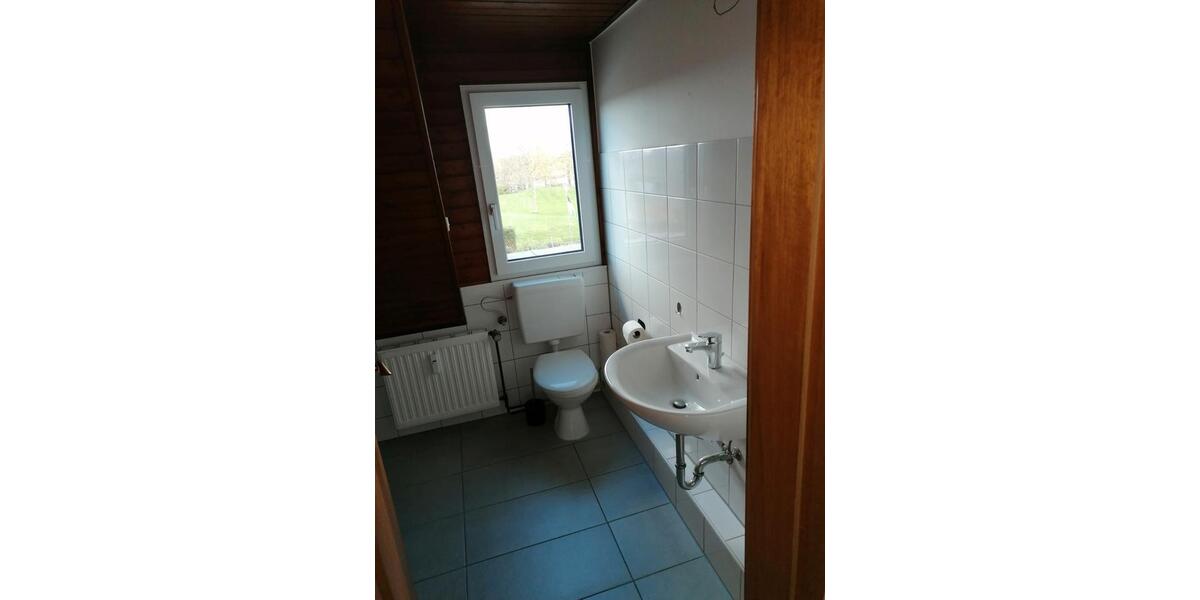 Dachgeschoßwohnung Mönchengladbach Ost - 2 Zimmer, 40 m&sup2;, 310&euro; | Angebot:26040971