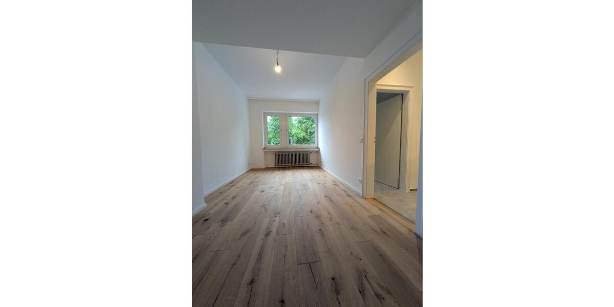 Etagenwohnung Düsseldorf Stadtbezirk 3 - 5 Zimmer, 112 m&sup2;, 1.500&euro; | Angebot:26647392
