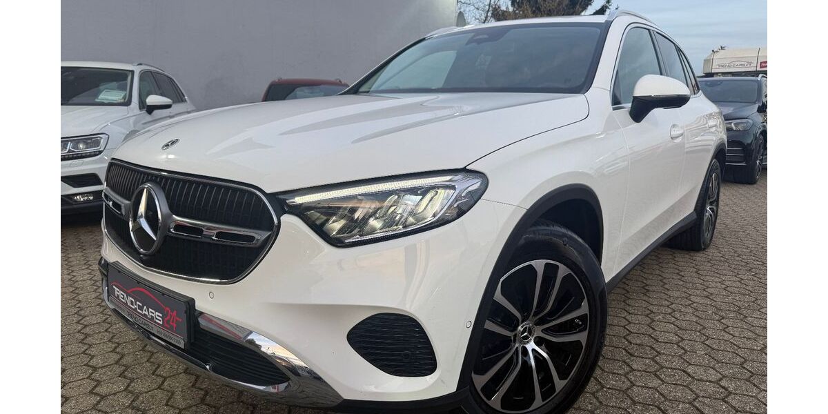 Mercedes-Benz GLC 200 61.900 km 43.490 &euro; Mönchengladbach 41236