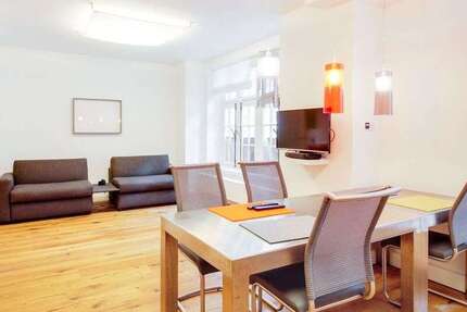 Zimmer Düsseldorf Carlstadt - 1 Zimmer, 950&euro; | Angebot:24349477