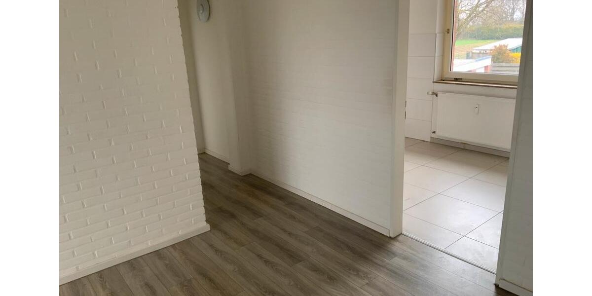 Etagenwohnung Brüggen - 3 Zimmer, 76 m&sup2;, 1.000&euro; | Angebot:25571174