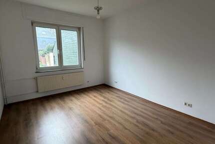 Wohnung Duisburg Mittelmeiderich - 3 Zimmer, 61 m&sup2;, 500&euro; | Angebot:24871570