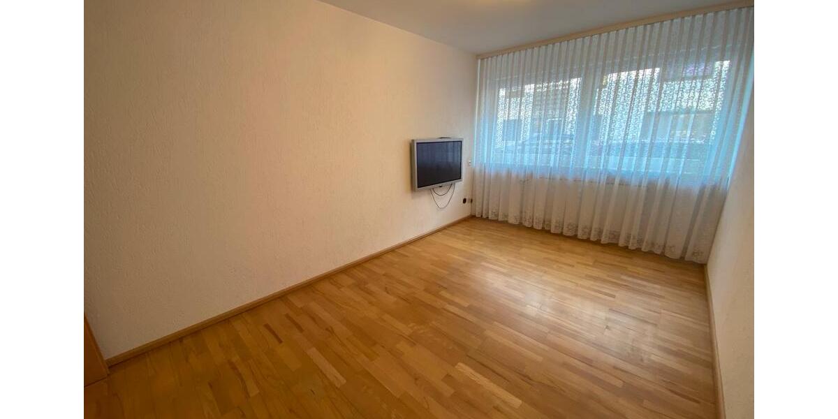 Erdgeschoßwohnung Düsseldorf Stadtbezirk 8 - 3 Zimmer, 87 m&sup2;, 340.000&euro; | Angebot:25150976