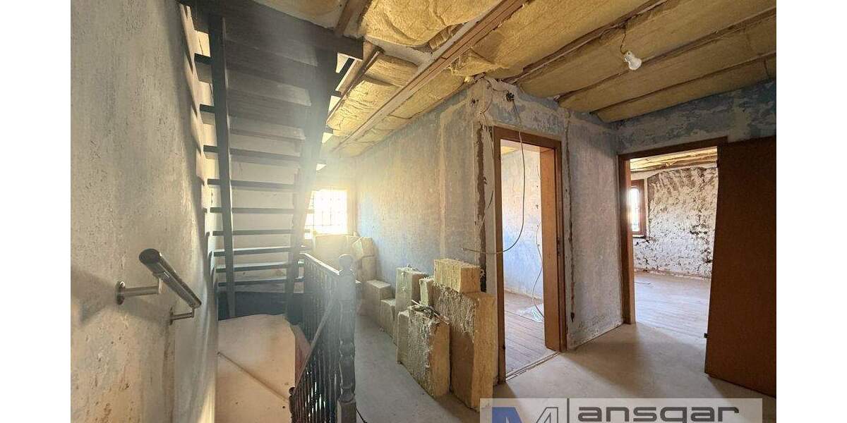 Einfamilienhaus Mönchengladbach / Giesenkirchen Giesenkirchen - 5 Zimmer, 132 m&sup2;, 249.000&euro; | Angebot:25726252