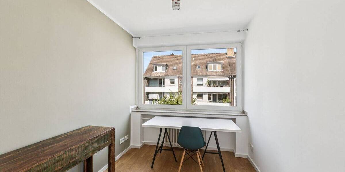 Etagenwohnung Düsseldorf Oberkassel - 3 Zimmer, 106 m&sup2;, 635.000&euro; | Angebot:26930034