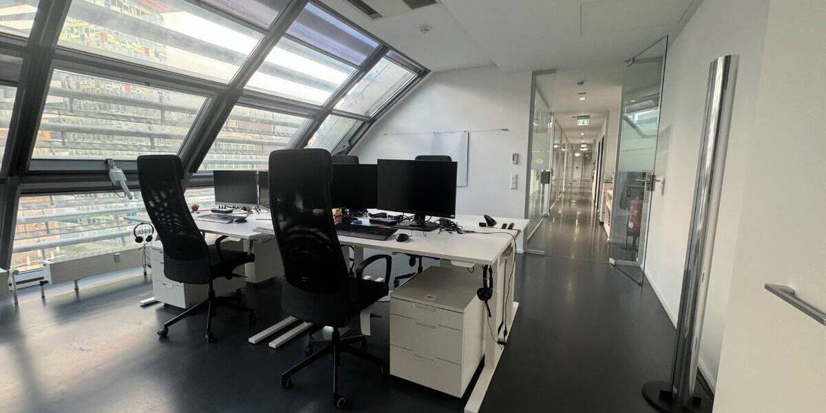 Gewerbeobjekt Düsseldorf Hafen - 12.000&euro; | Angebot:25755833