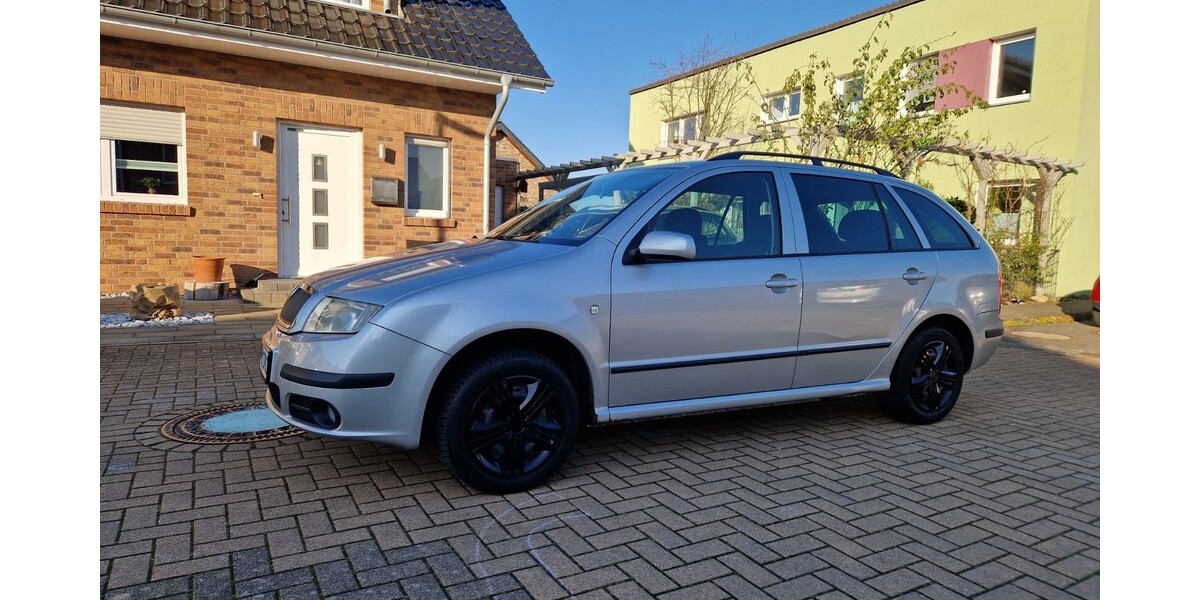 Skoda Fabia 389.000 km 1.480 &euro; Dormagen 41539