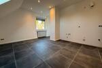 Dachgeschoßwohnung Grefrath - 4 Zimmer, 120 m&sup2;, 1.200&euro; | Angebot:25365398
