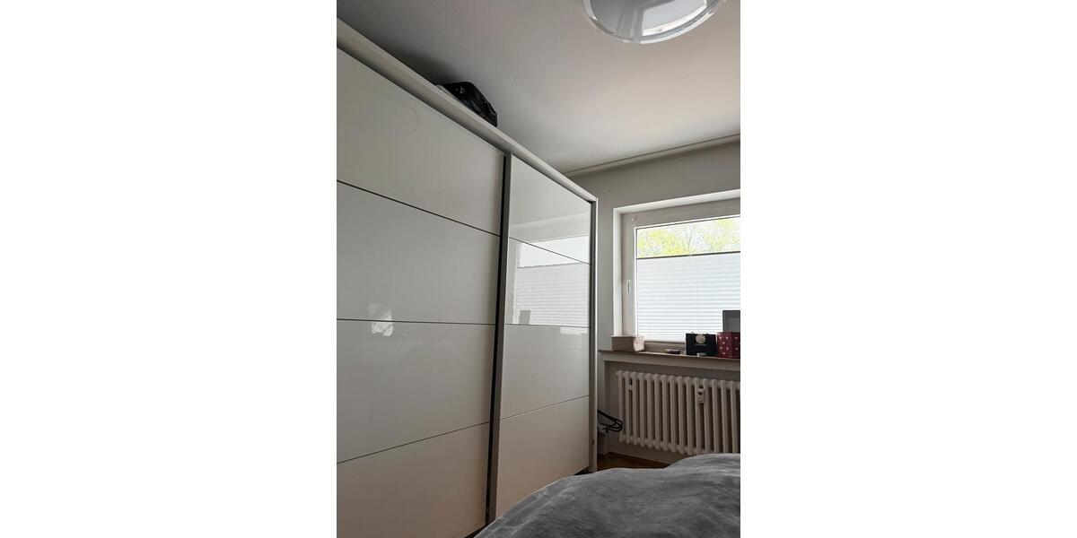 Etagenwohnung Düsseldorf Niederkassel - 2 Zimmer, 48 m&sup2;, 660&euro; | Angebot:26652931