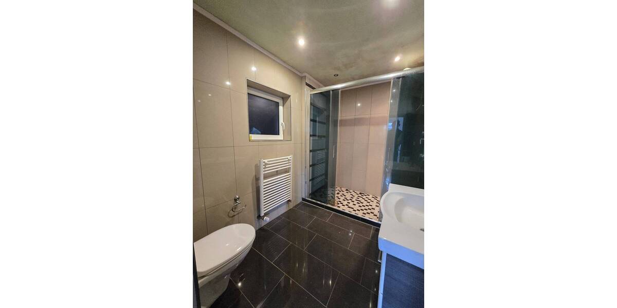 Etagenwohnung Mönchengladbach Rheydt - 4 Zimmer, 86 m&sup2;, 130.000&euro; | Angebot:26731773