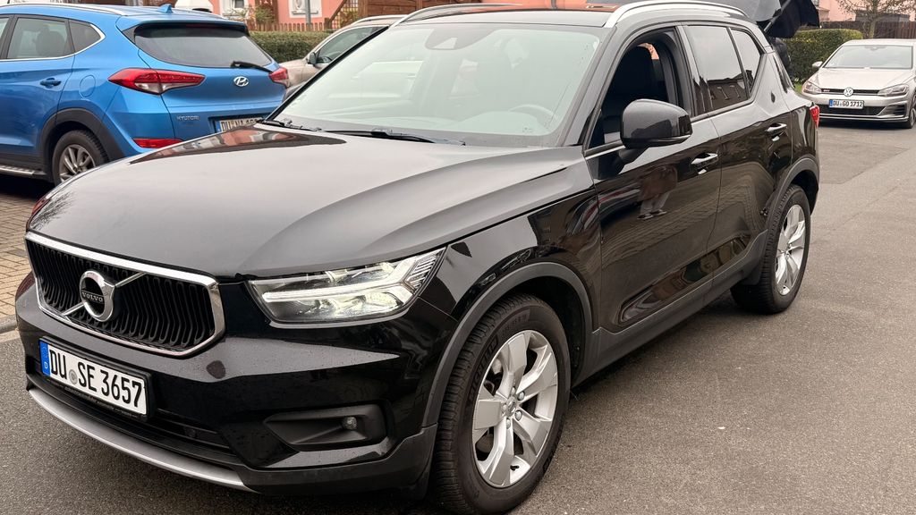Volvo XC40 154.000 km 20.999 &euro; Duisburg 47166