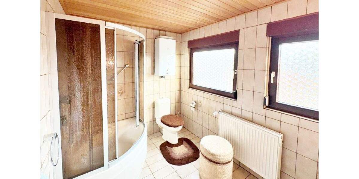 Einfamilienhaus Wegberg / Moorshoven Moorshoven - 8 Zimmer, 287 m&sup2;, 295.000&euro; | Angebot:25665589