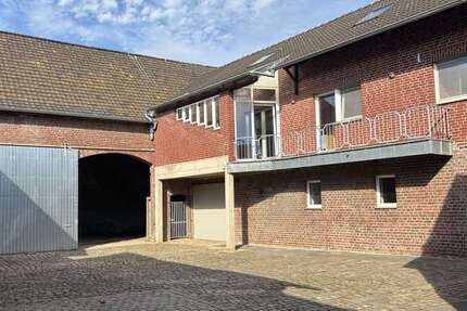 Haus Erkelenz - 10 Zimmer, 244 m&sup2;, 543.000&euro; | Angebot:27604159