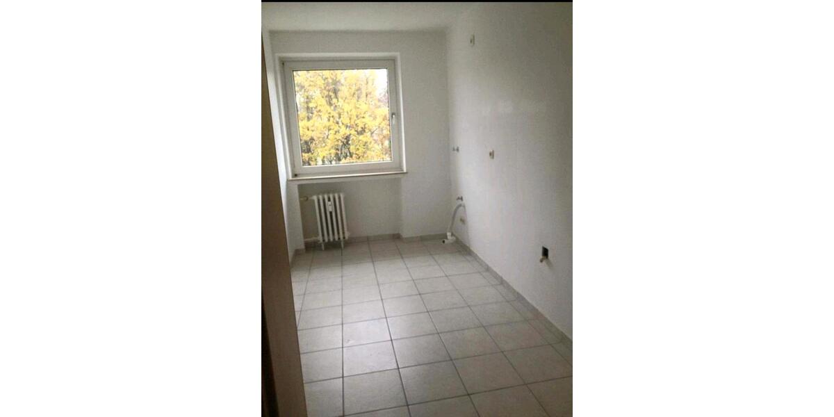 Etagenwohnung Mönchengladbach Süd - 4 Zimmer, 79 m&sup2;, 159.000&euro; | Angebot:25655950