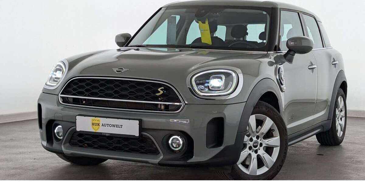 Mini Cooper SE Countryman 53.950 km 22.760 &euro; Düsseldorf 40599
