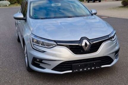 Renault Megane 131.000 km 9.500 &euro; Düsseldorf 40227