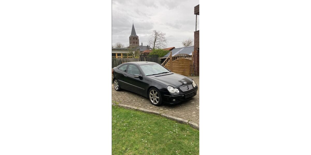 Mercedes-Benz C 180 275.252 km 1.490 &euro; Wegberg 41844