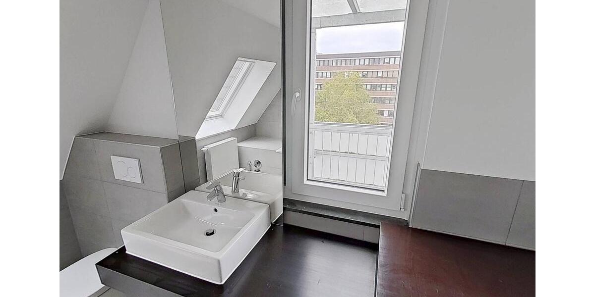 Etagenwohnung Mönchengladbach - 3 Zimmer, 148 m&sup2;, 854&euro; | Angebot:24473962