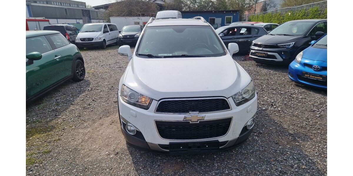 Chevrolet Captiva 181.700 km 3.300 &euro; Düsseldorf 40549