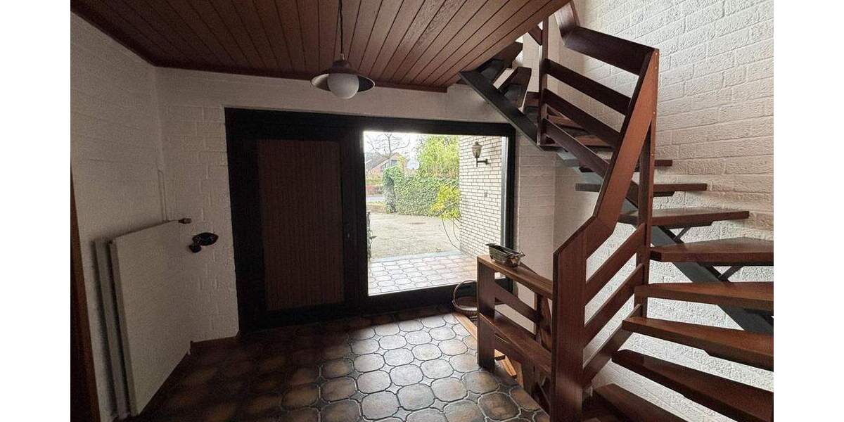 Einfamilienhaus Krefeld Traar - 7 Zimmer, 214 m&sup2;, 750.000&euro; | Angebot:25693386