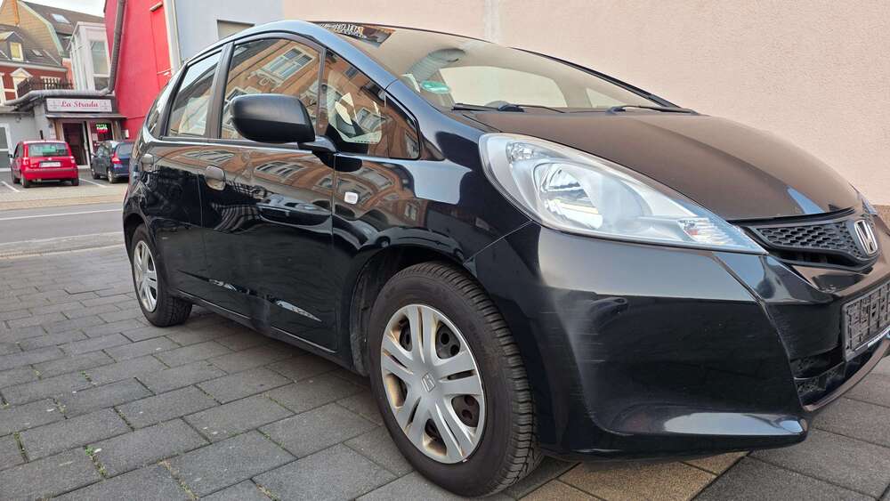 Honda Jazz 146.000 km 2.890 &euro; Duisburg 47198