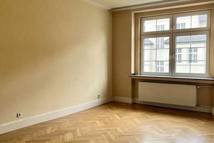 Wohnung Düsseldorf Niederkassel - 3 Zimmer, 99 m&sup2;, 1.350&euro; | Angebot:26674156