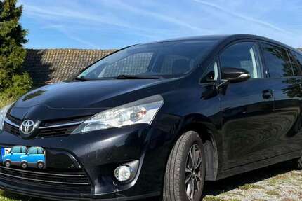 Toyota Verso 230.000 km 4.900 &euro; Düsseldorf, Stadt 40239