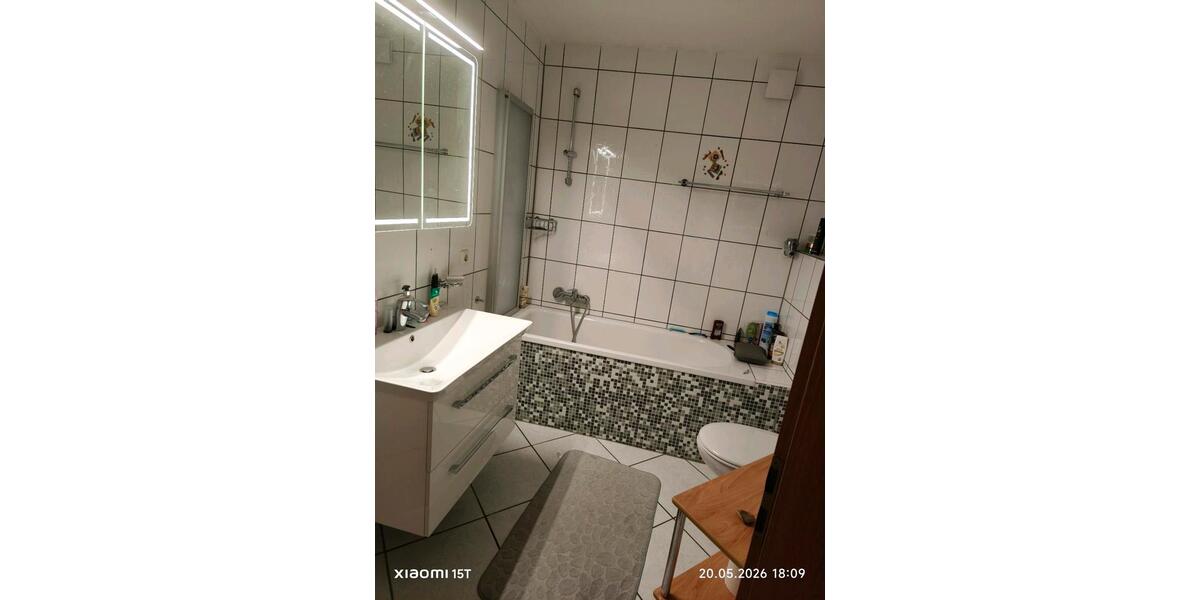 Erdgeschoßwohnung Duisburg Essenberg - 3 Zimmer, 293 m&sup2;, 1.550&euro; | Angebot:26663988