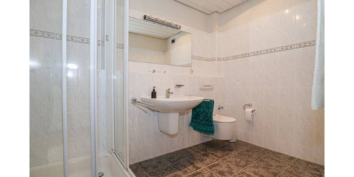 Reihenmittelhaus Neuss / Holzheim Holzheim - 5 Zimmer, 134 m&sup2;, 350.000&euro; | Angebot:26189776