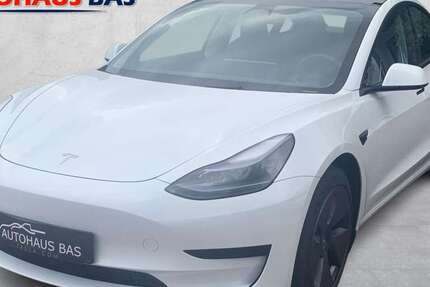 Tesla Model 3 75.222 km 23.550 &euro; Kaarst 41564