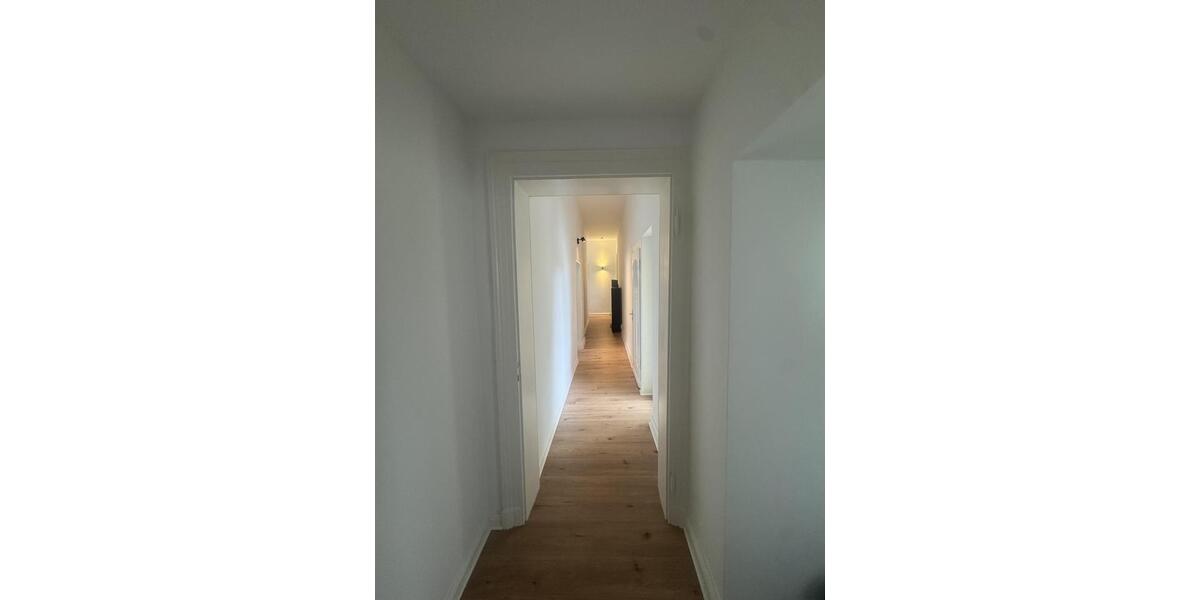 Etagenwohnung Düsseldorf Stadtbezirk 3 - 1 Zimmer, 23 m&sup2;, 638&euro; | Angebot:25975476