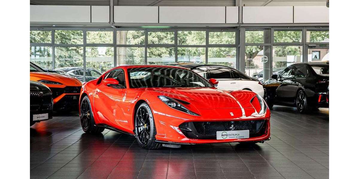 Ferrari 812 23.643 km 321.990 &euro; Nettetal 41334