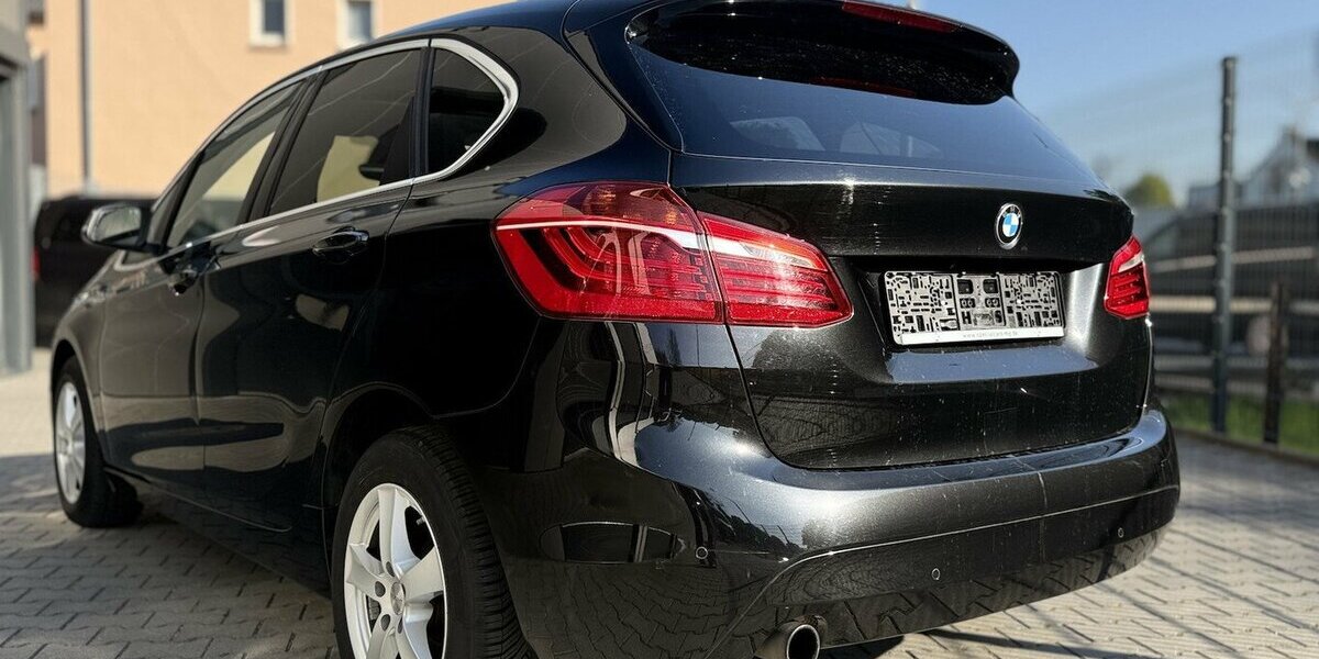 BMW 218 Active Tourer i / Advantage / PANO / Keyless 70.000 km 16.390 &euro; Mönchengladbach 41066