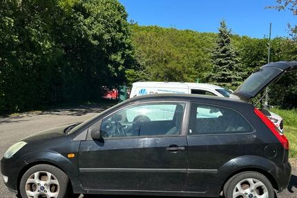 Ford Fiesta 180.000 km 750 &euro; Erkrath 40699