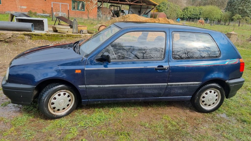 VW Golf 127.200 km 700 &euro; Straelen 47638