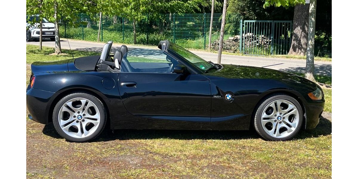 BMW Z4 109.100 km 14.900 &euro; Neuss 41464